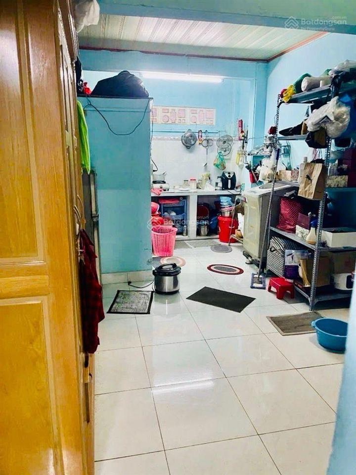 Nhà 2 tầng q4 hẻm 3m 55m2 kdc hiện huữ  chỉ 6.1 tỷ