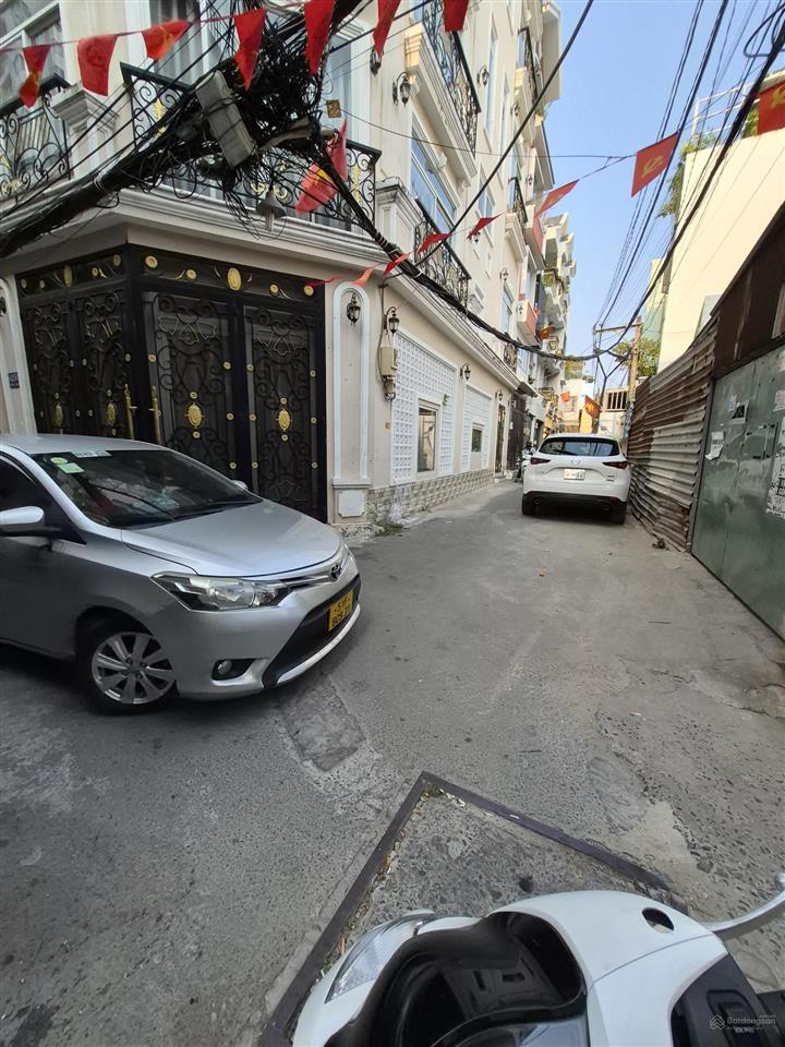 Nguyễn tất thành q4 hẻm otô 26m2 5 tầng đúc ko qh chỉ 5 tỷ nhỉnh