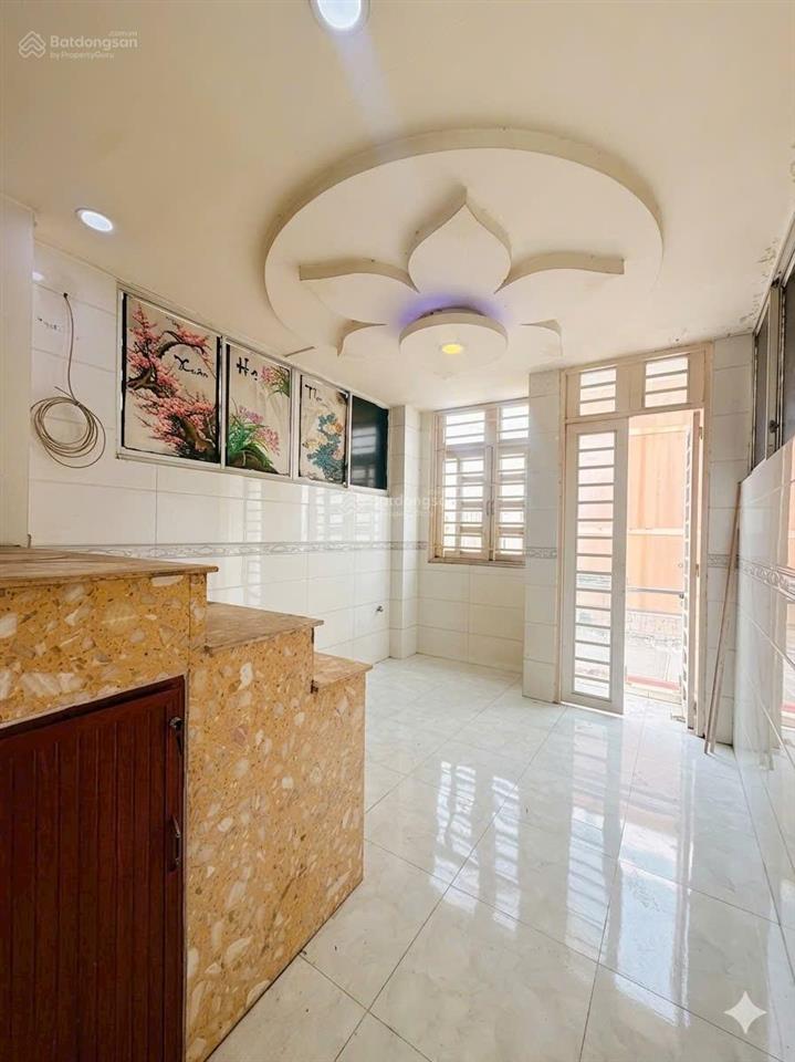 Nguyễn tất thành q4 hẻm otô 26m2 5 tầng đúc ko qh chỉ 5 tỷ nhỉnh