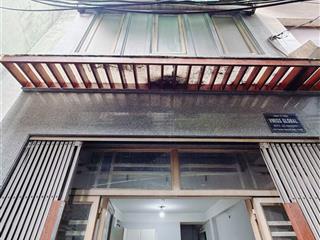 Nhà đẹp q4 5 tầng đúc 3x7m kdc hiện huữ  chỉ 3 tỷ nhỉnh