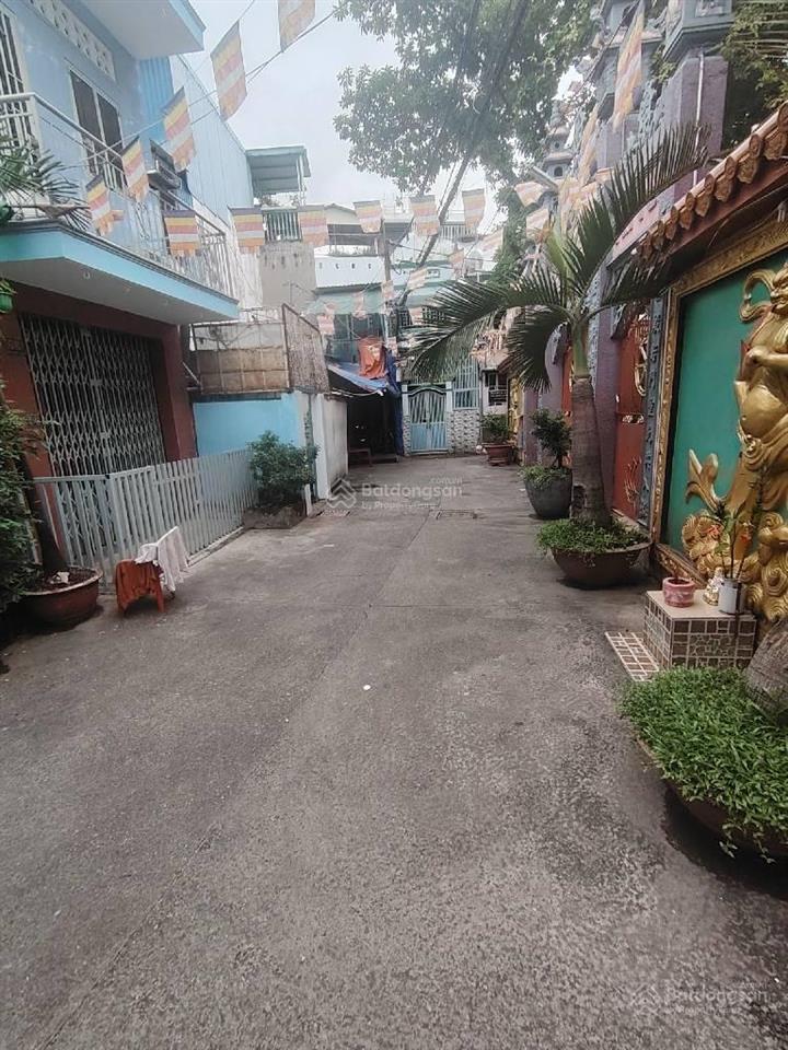 Nhà tôn thất thuyết q4  2 lầu  66m2 ngang 5,5m  hẻm 3m  chỉ 3 tỷ nhỉnh