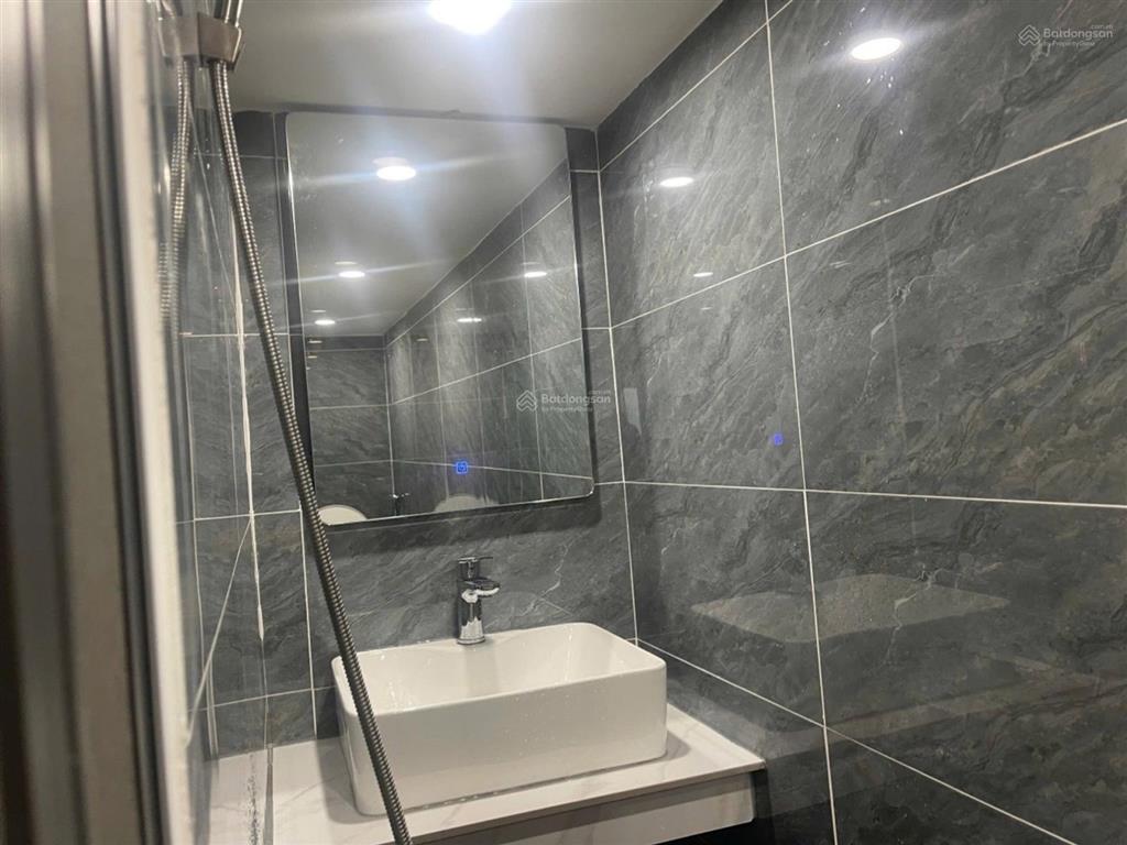 Nhà đẹp hoàng diệu q4 hẻm 4m 3x7m 2 tầng chỉ 4 tỷ nhỉnh