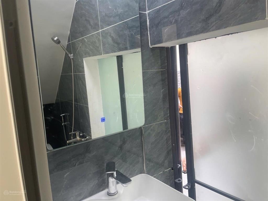 Nhà đẹp hoàng diệu q4 hẻm 4m 3x7m 2 tầng chỉ 4 tỷ nhỉnh