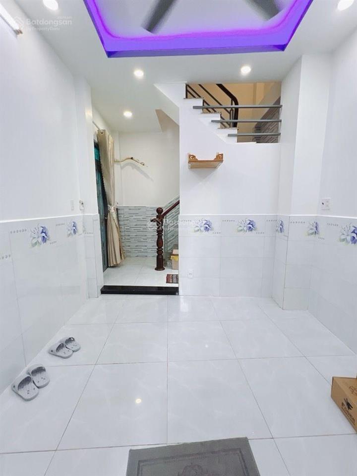 Hiếm q4  2 mặt tiền ôtô hoàng diệu  5 tầng đúc  3x7m  không qh  chỉ 5.5 tỷ