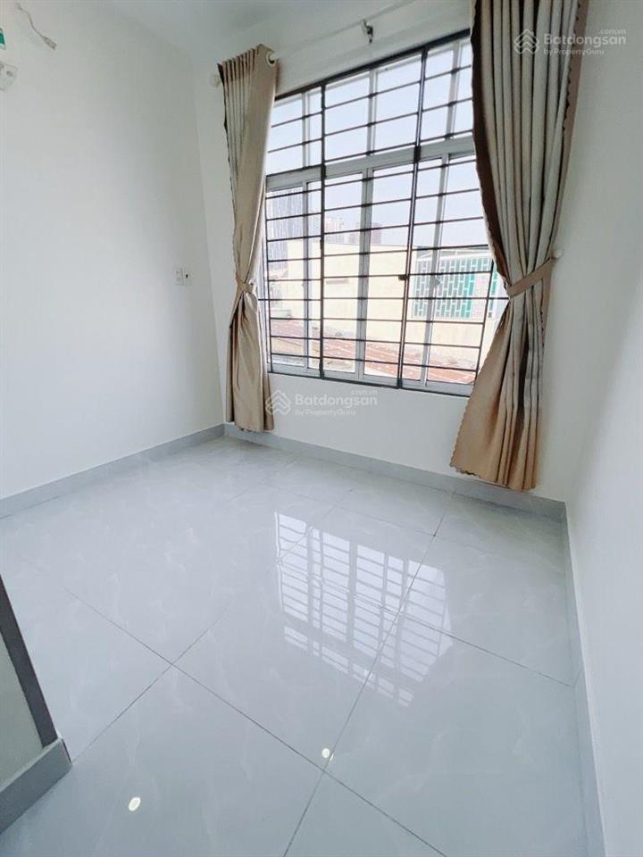 Hiếm q4  2 mặt tiền ôtô hoàng diệu  5 tầng đúc  3x7m  không qh  chỉ 5.5 tỷ