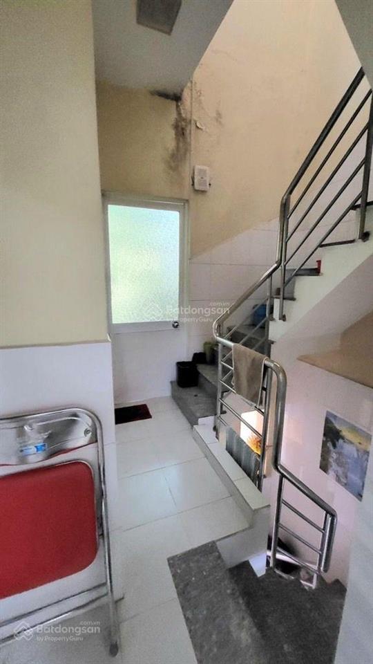 Hẻm ôtô q4  4 tầng  40m2  dân trí cao chỉ 5 tỷ