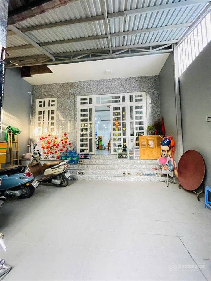 Nhà đẹp q7  135m2 ngang 7m  hẻm 8m  3 tầng đúc  chỉ 12 tỷ nhỉnh