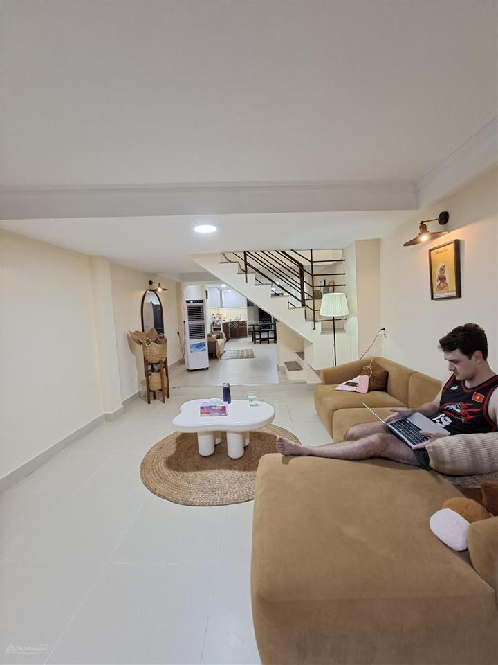 Hẻm ôtô q7  3 tầng 4x20m full nội thất  chỉ 6 tỷ nhỉnh