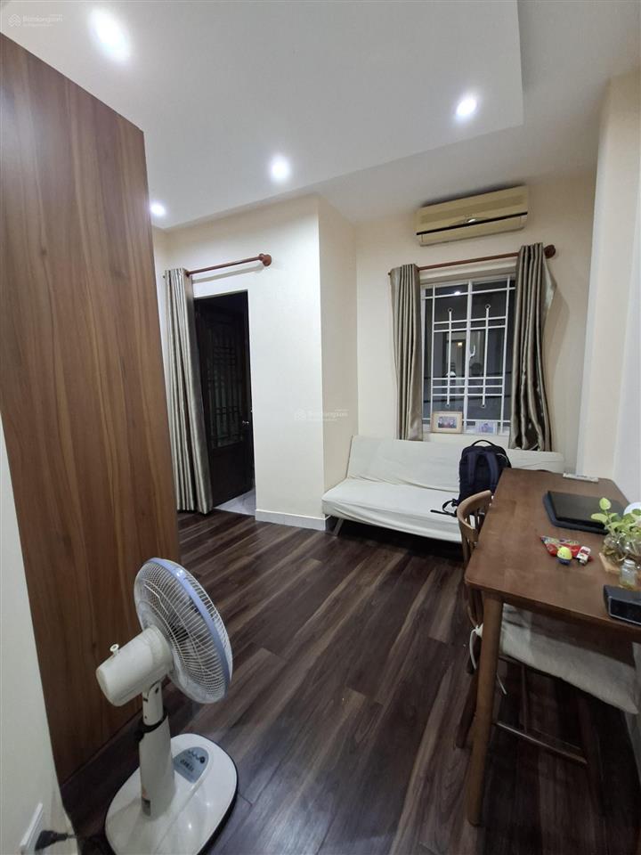 Hẻm ôtô q7  3 tầng 4x20m full nội thất  chỉ 6 tỷ nhỉnh