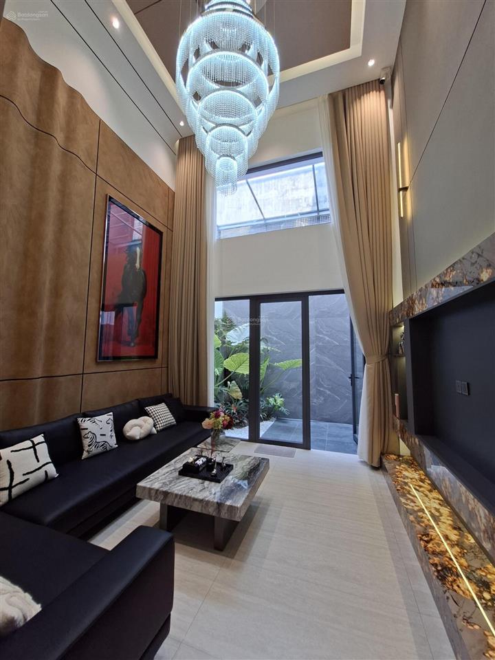 Mặt tiền hẻm 8m phú thuận q7  4 tầng  75m2  thang máy  nội thất luxury
