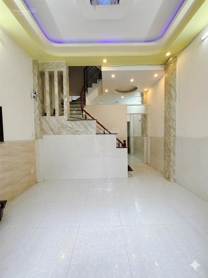 Cách mặt tiền khánh hội 30m  4 tầng đúc  36m2  hoàn công  kdc hiện hữu