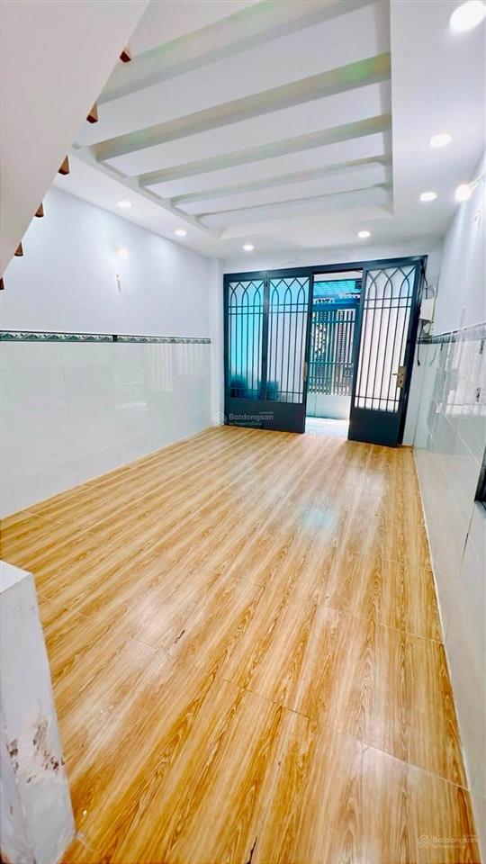 Khánh hội q4  sát mặt tiền  45m²  hẻm 4m  2 tầng  chỉ 4 tỷ nhỉnh