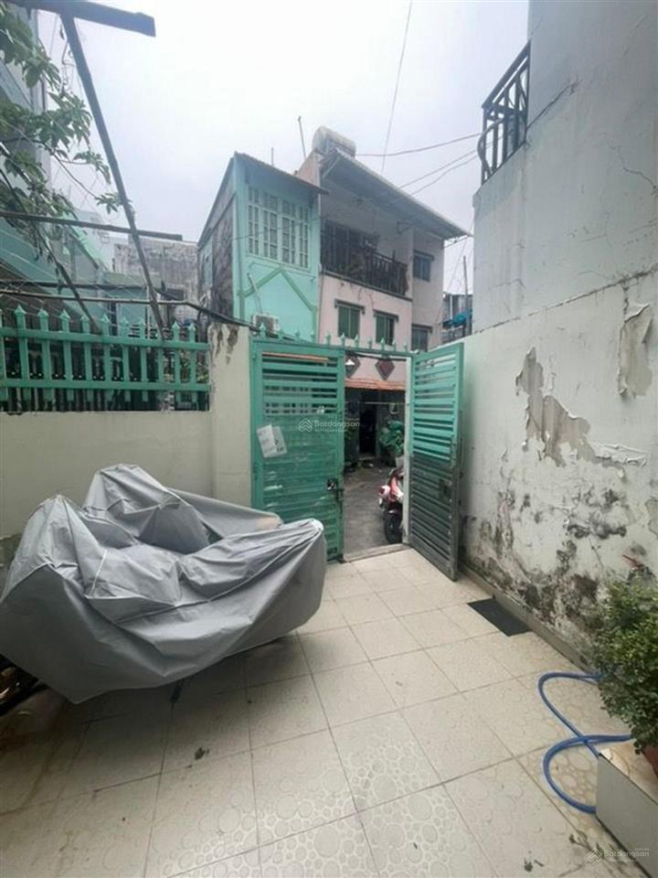 Bán căn hộ dịch vụ  đoàn văn bơ q4  98m²  5 tầng 17 phòng  cho thuê 48tr  chỉ 9.8 tỷ