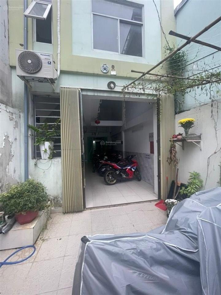 Bán căn hộ dịch vụ  đoàn văn bơ q4  98m²  5 tầng 17 phòng  cho thuê 48tr  chỉ 9.8 tỷ