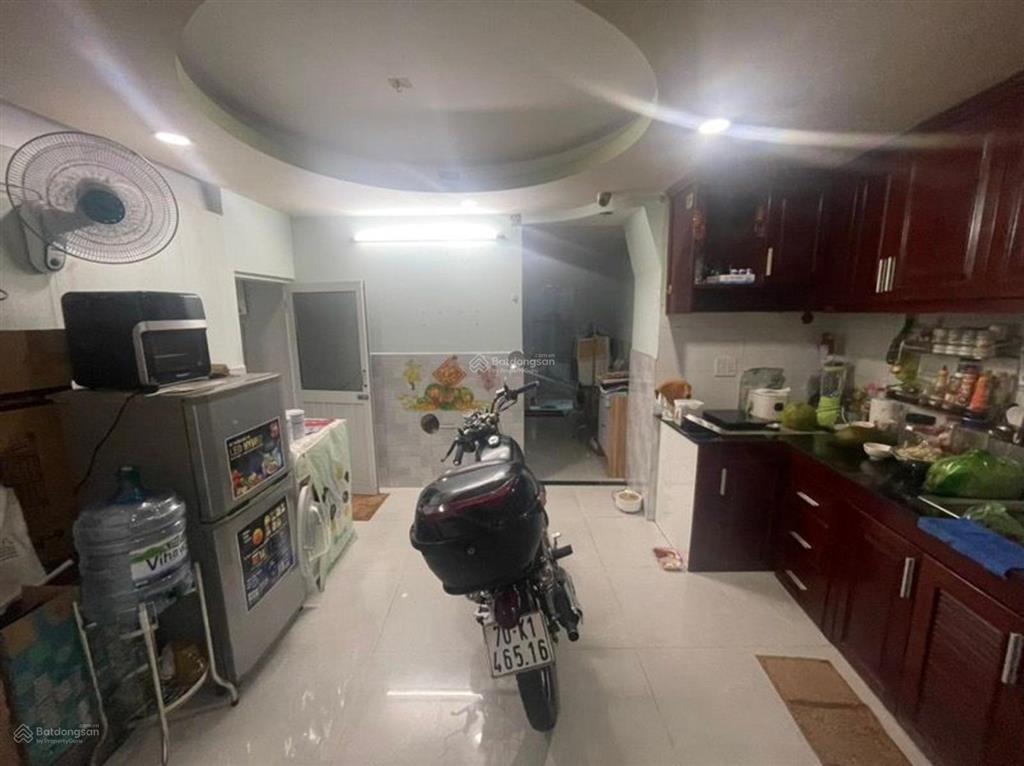 Bán căn hộ dịch vụ  đoàn văn bơ q4  98m²  5 tầng 17 phòng  cho thuê 48tr  chỉ 9.8 tỷ