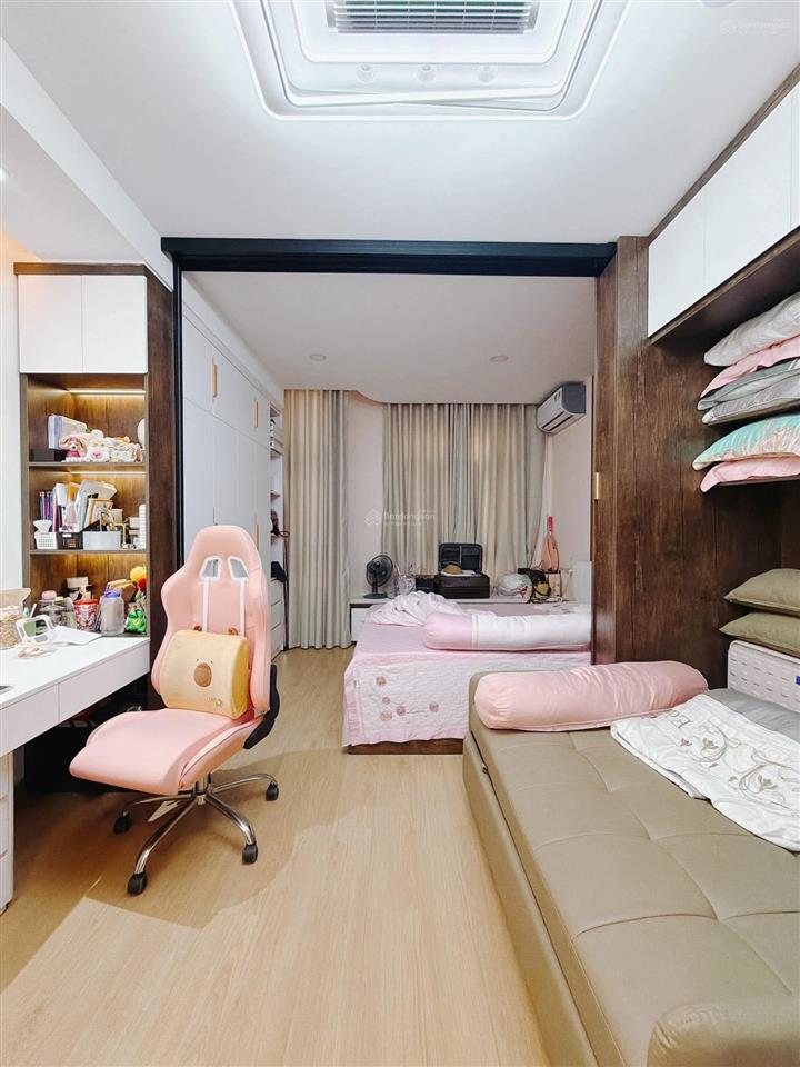 Mặt tiền đường số tân vĩnh q4 4 lầu đúc dtsd  99m2 ko lộ giới
