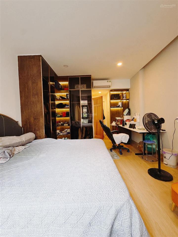 Mặt tiền đường số tân vĩnh q4 4 lầu đúc dtsd  99m2 ko lộ giới