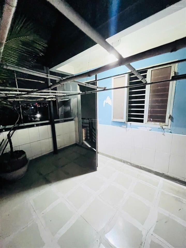 Tôn đản q4  5 tầng đúc  50m2 ngang 5,8m  hoàn công  chỉ 3 tỷ nhỉnh