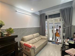 Xóm chiếu q4  5 lầu đúc  26m2  hoàn công  chỉ 3 tỷ nhỉnh