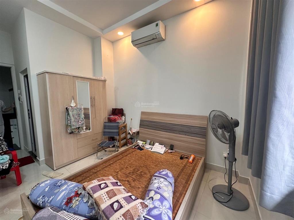 Xóm chiếu q4  5 lầu đúc  26m2  hoàn công  chỉ 3 tỷ nhỉnh