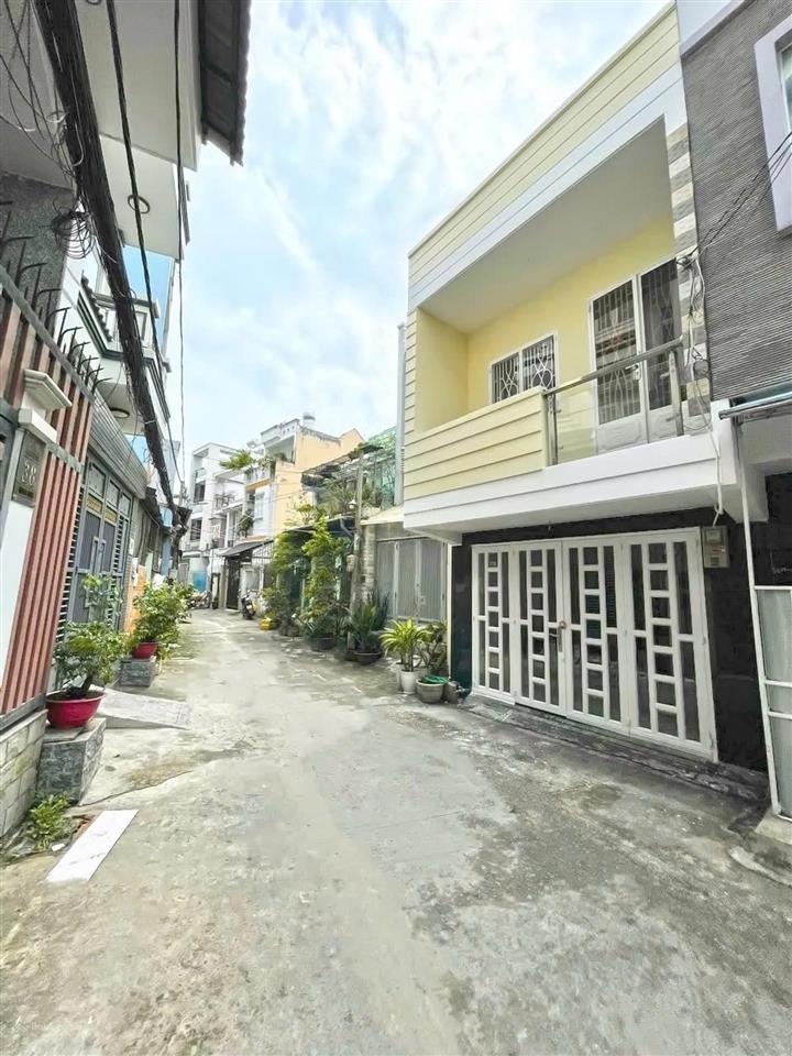 Đường số 10 vườn điều q7 hẻm ôtô 4x8m 2 lầu chỉ 4 tỷ nhỉnh