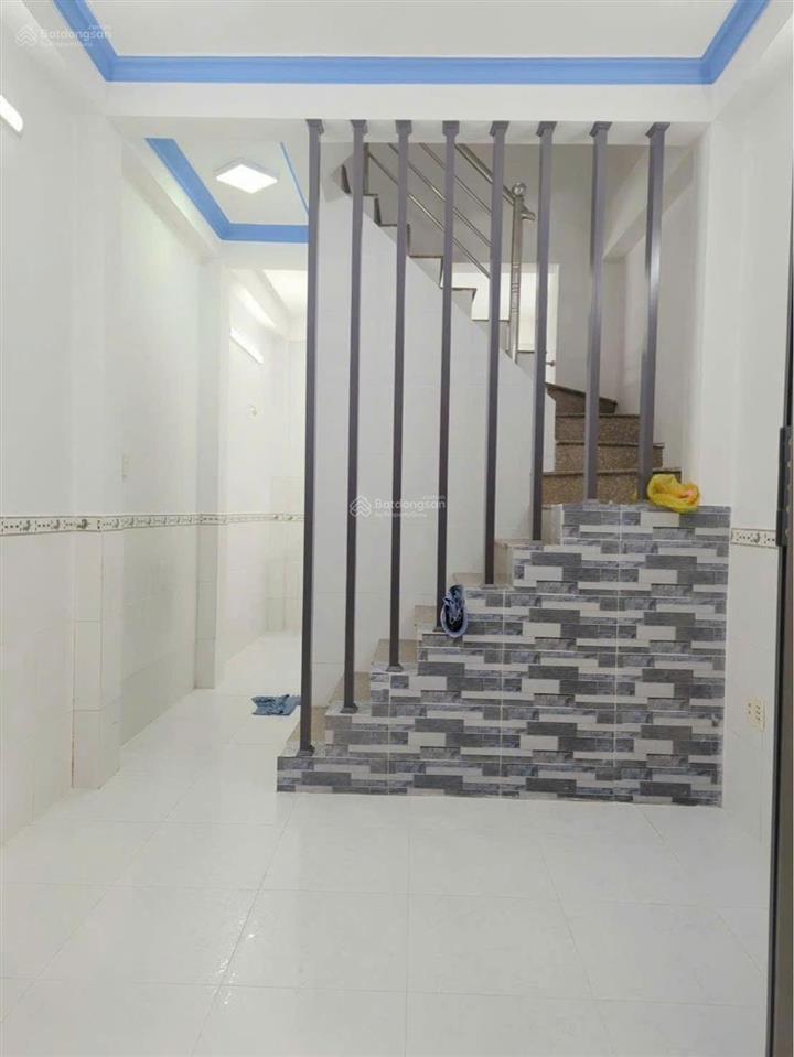 Nhà đẹp tân hưng q7  3 lầu đúc  3,2x8m  4pn  kdc hiện hữu  chỉ 3 tỷ nhỉnh