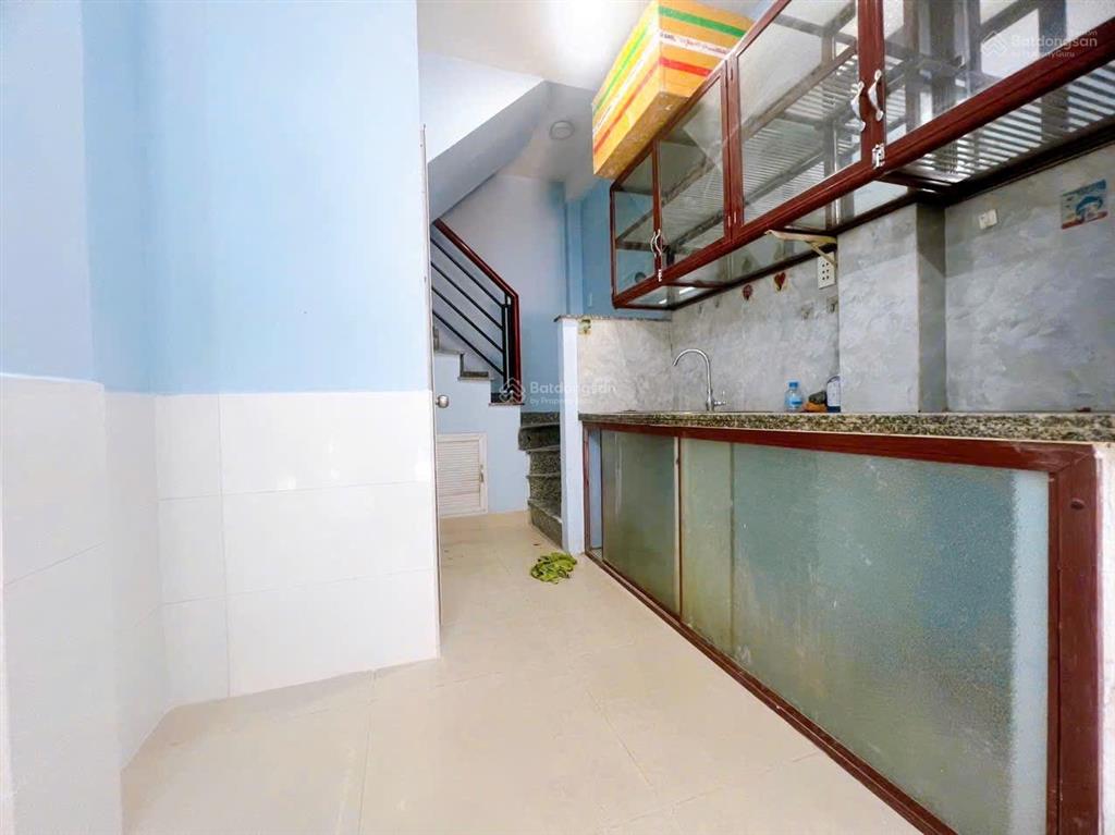 Mặt tiền đường số q4  5 tầng đúc  dts 77m2  hoàn công  chỉ 4 tỷ nhỉnh