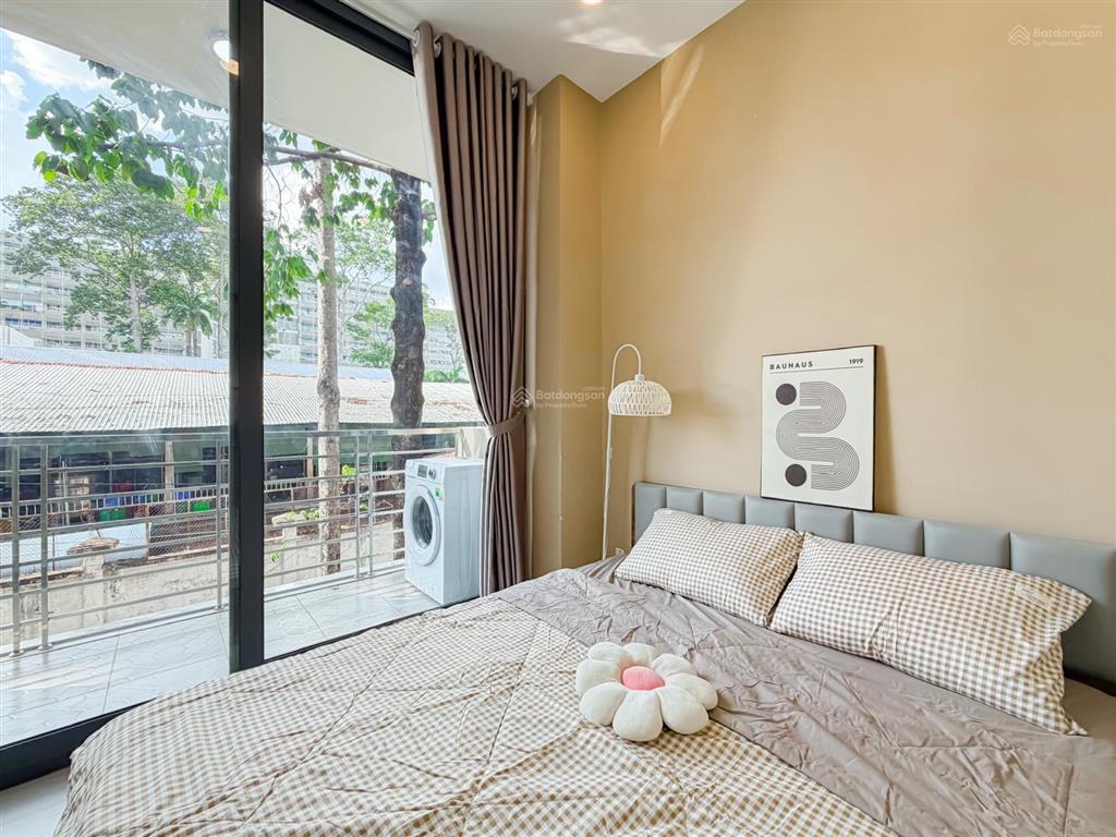 Căn hộ ban công mới thành thái q10 rộng 45m2