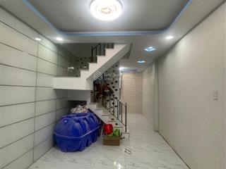 Nhỉnh 3 tỷ có ngay nhà 3 tầng đường hòa bình  tân phú