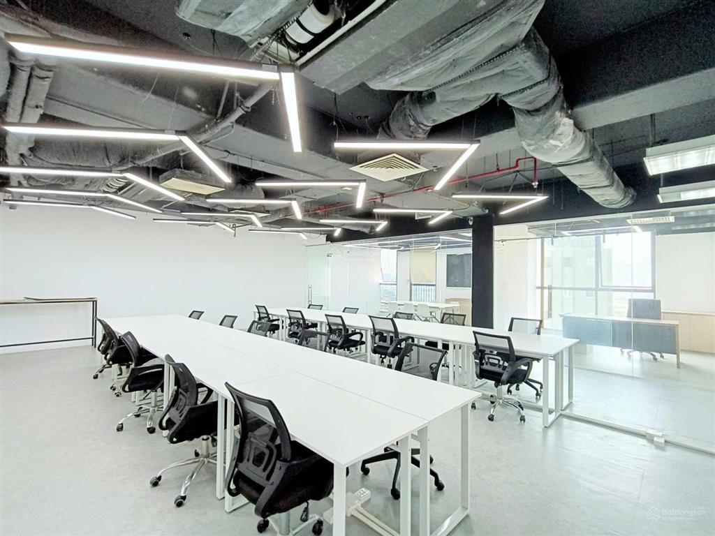 Cho thuê văn phòng tòa nhà galleria nam kỳ khởi nghĩa q3, 200m giá chỉ 360.000/m2/th full nội thất