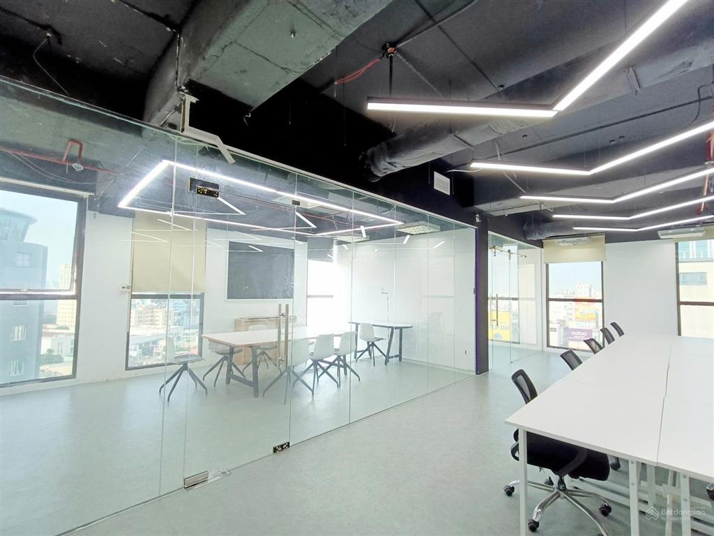 Cho thuê văn phòng tòa nhà galleria nam kỳ khởi nghĩa q3, 200m giá chỉ 360.000/m2/th full nội thất
