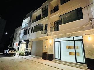 Hẻm xe hơi tận nhànhỉnh 4tỷ50m2btct ngang lớn 6m