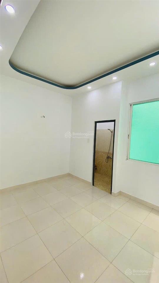 Siêu phẩm 4tsát tân kỳ tân quýhẻm xt thông5 tỷ