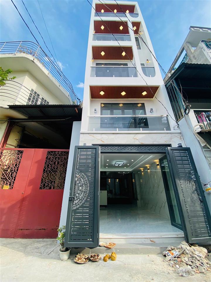5 tỷ hơn nhà trung tâm bình tân ,hẻm xh, 4x16m, 5pn sân thượng