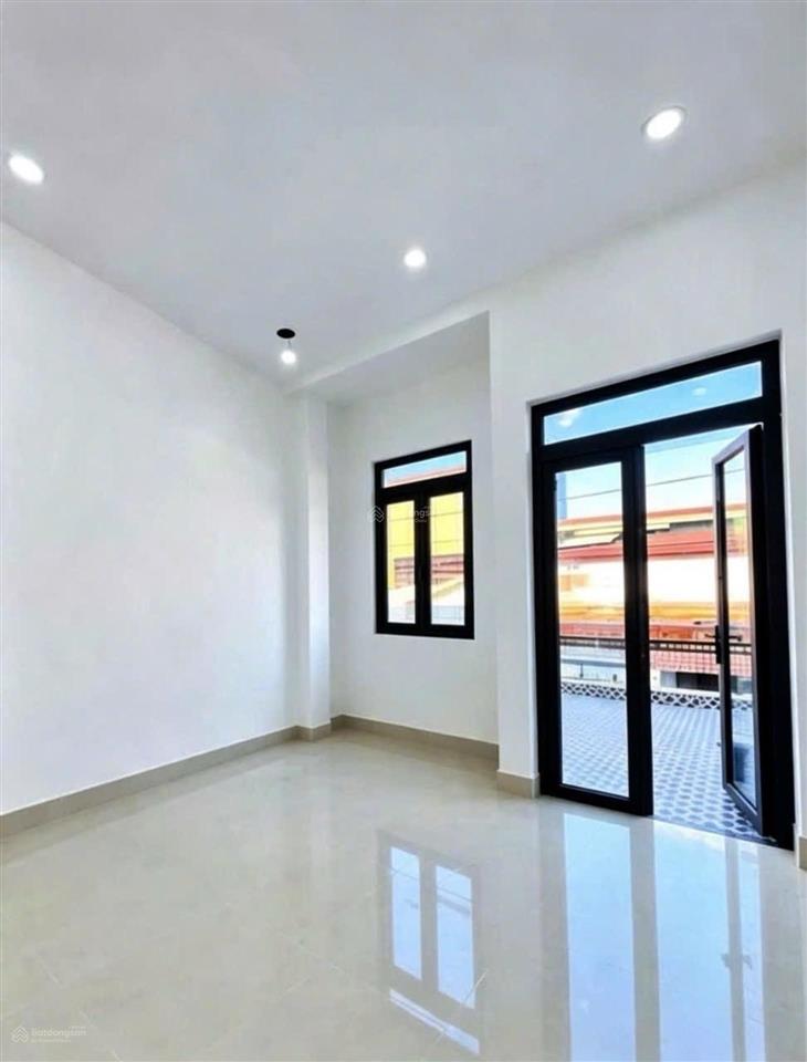 5.x tỷ , nhà sát tên lửa bv bình tân,4x16m, hẻm xe tải thông