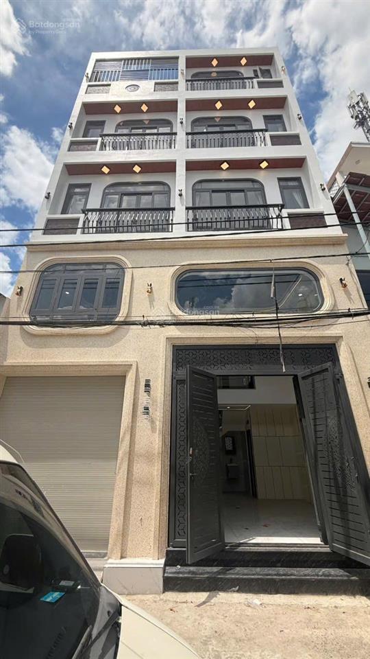 Mặt tiền kinh doanh 6, xtỷ, ngay trung tâm bình tân 8x8m shr