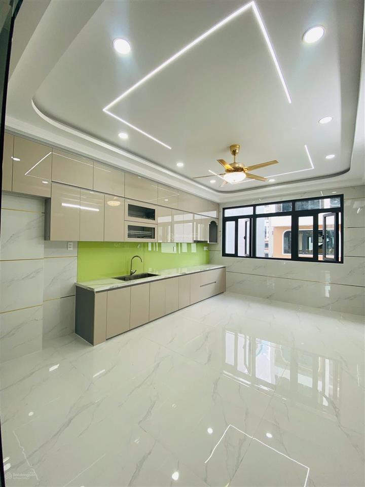 7. x tỷ khu phân lô cạnh tên lửa, 4x18m, thang máy, shr ko lộ giới