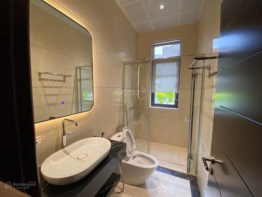 Chính chủ cho thuê biệt thự starlake tây hồ tây, lô góc, 230m2, 5pn, 4wc giá 75tr/th.  0919 863 ***