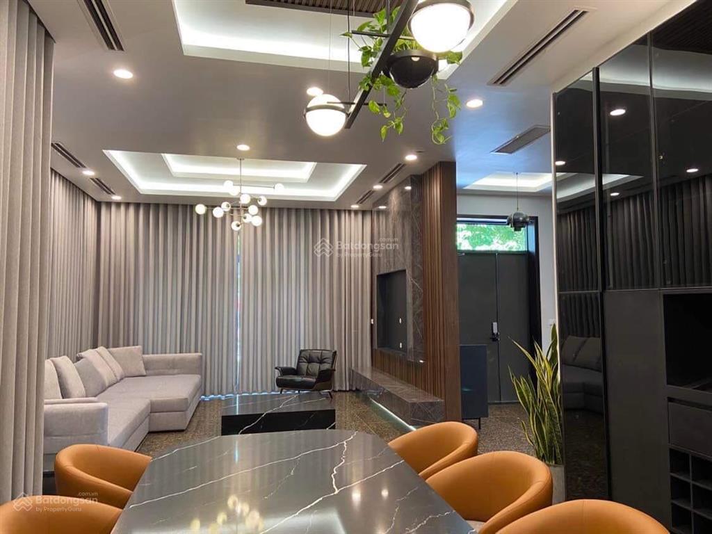 Chính chủ cho thuê biệt thự starlake tây hồ tây, lô góc, 230m2, 5pn, 4wc giá 75tr/th.  0919 863 ***