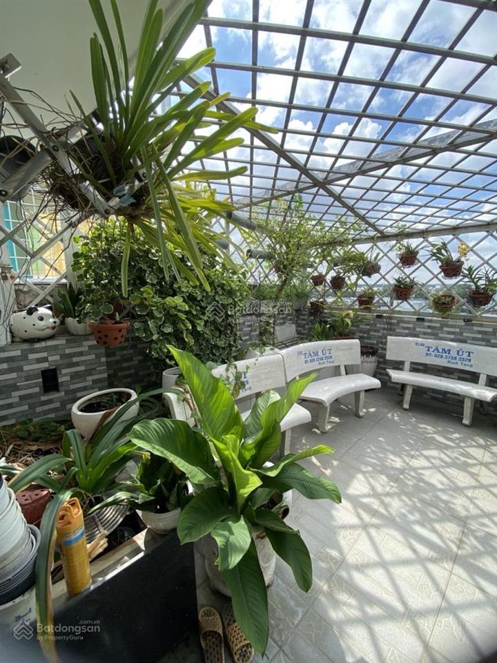 Nhà 1 đời chủ từ đầu, chủ đang ở cần bán 12tỷ3. dt 64m2 4tầng. kế bên tttm parc mall quận 8