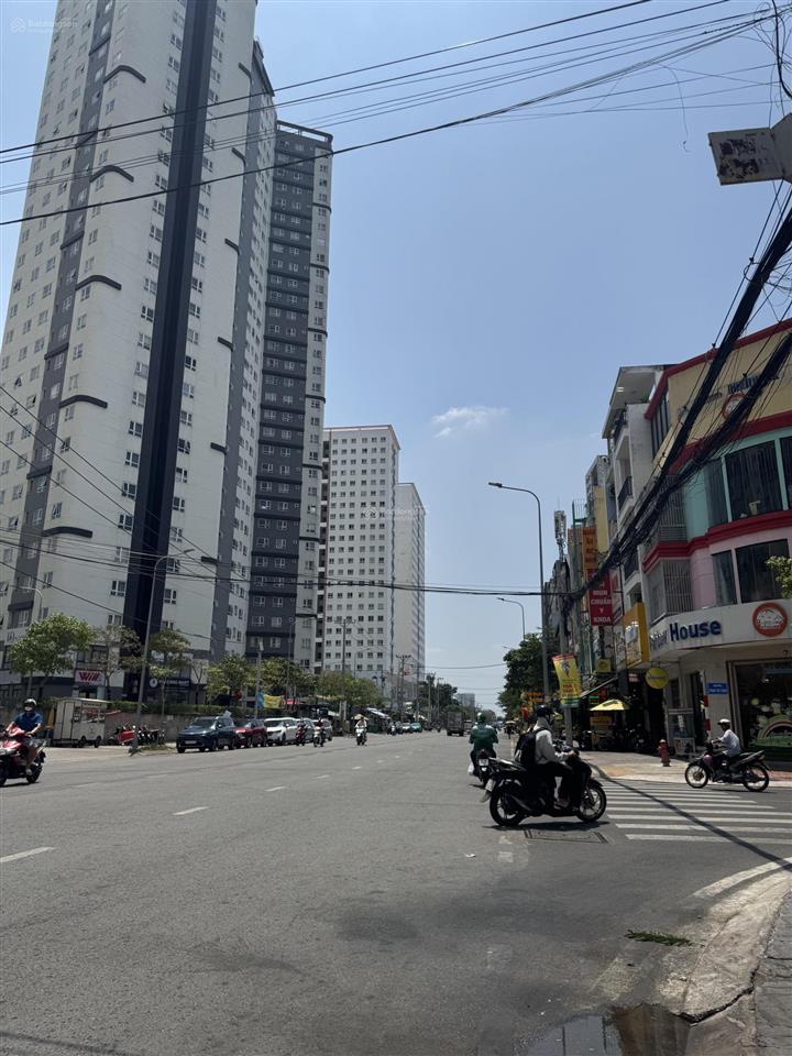 Bán đất kdc cao lỗ. cách công viên tạ quang bửu chỉ 50m. diện tích 4x20 không dính quy hoạch