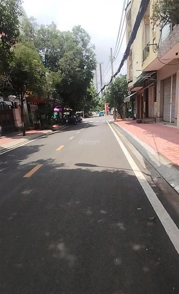 Bán đất kdc cao lỗ. cách công viên tạ quang bửu chỉ 50m. diện tích 4x20 không dính quy hoạch
