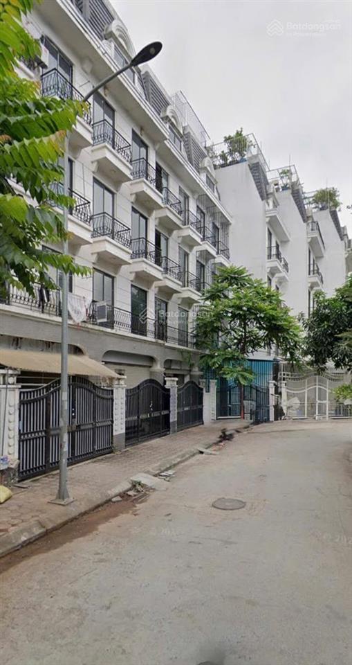 Bán nhà phùng khoang liền kề phân lô ô tô tránh 68m 18,6 tỷ