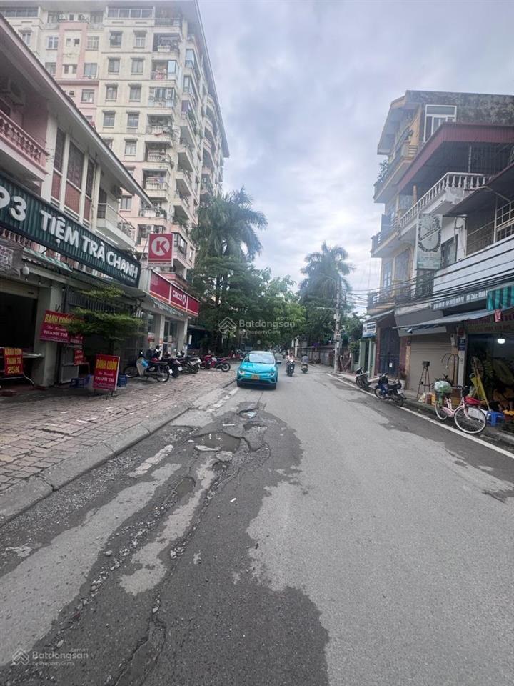 Chủ cần bán gấp mặt phố đội nhân, ba đình giảm chào 10 tỷ!