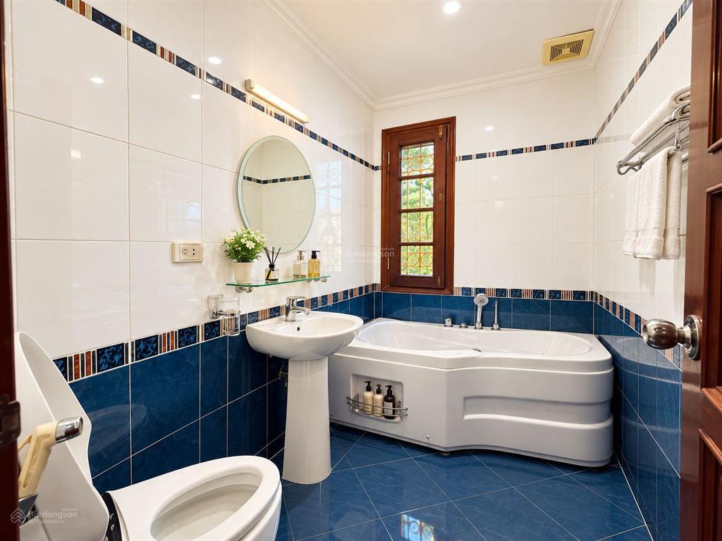 54 tỷ biệt thự 3 mặt tiền nguyễn công thái đại kim, hoàng mai