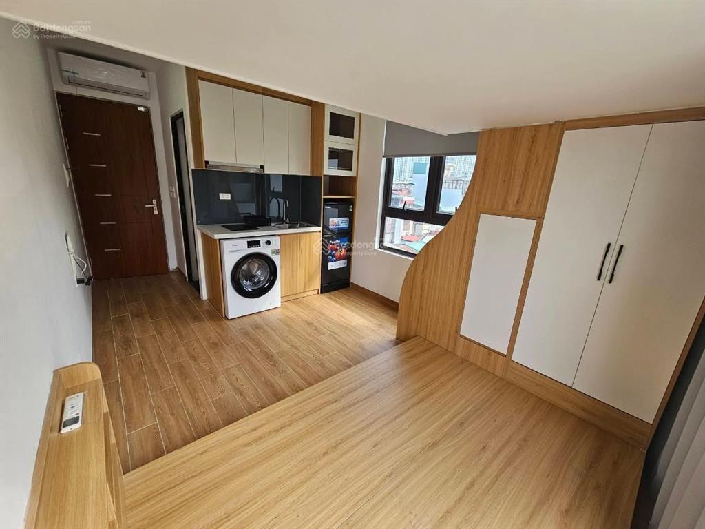 32 tỷ tòa nhà lô góc, thái thịnh 1, đống đa 1 cửa hàng + 24p studio