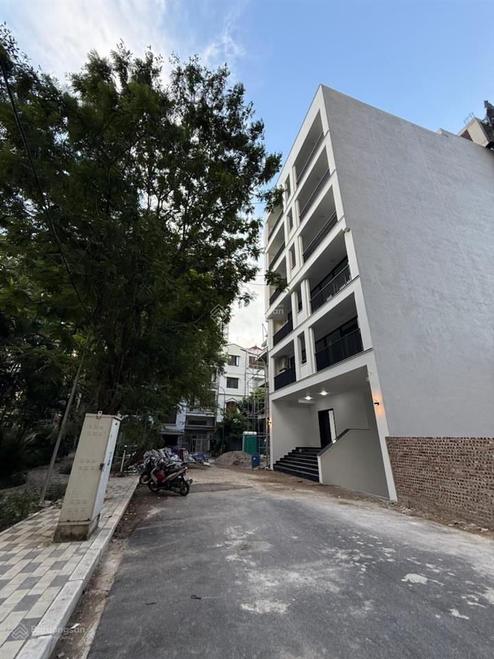 93 tỷ đất biệt thự vườn đào, tây hồ | mặt tiền 11m
176m | đất vuông | ô tô tránh | vỉa hè