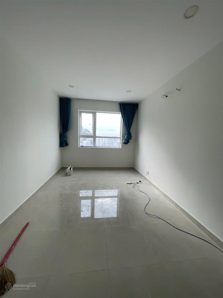 Giá siêu tốt căn 3pn 2wc nhà trống block dragon đế trung tâm thương mại aeon mall