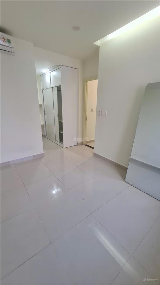 Bán căn góc 2pn 2wc nhà mới 99% , nội thất cao cấp, view siêu thoáng nhà siêu mát