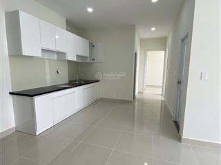 Giá siêu tốt  căn 79m2 2pn 2wc rộng rãi view thoáng tầng trung block liền kề tttm aeon mall